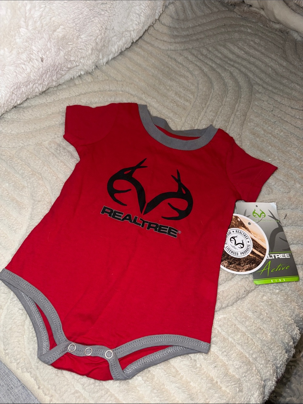 3-6m Realtree Red Baby One-Piece Bodysuit with Grey Trim NWT